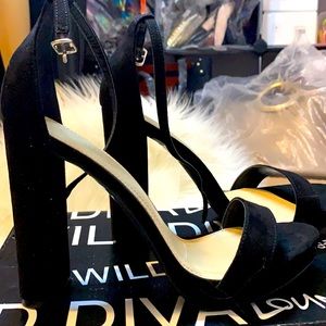 I am selling high heels brand new never been used!